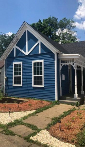 Eco Friendly Home by Cincy w Office Space